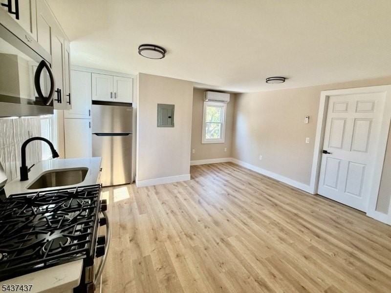 196 Spring St #3 - Photo 7 of 10