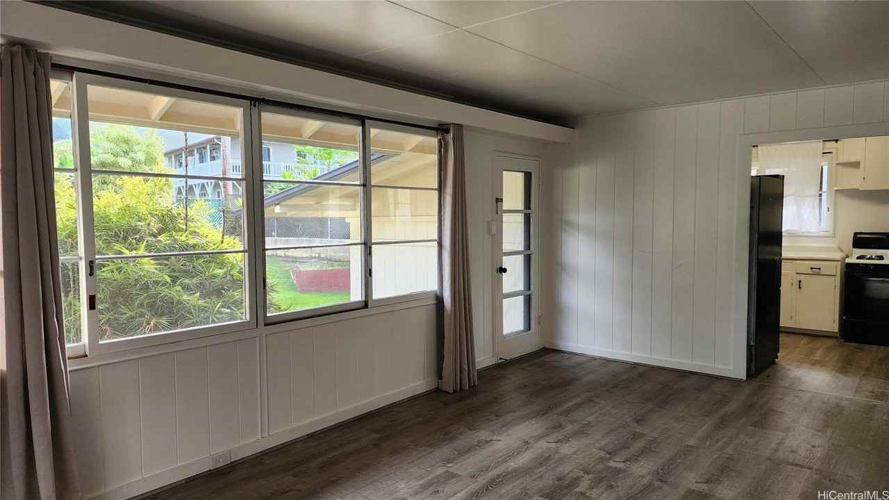 William Henry Rd - Photo 2 of 12