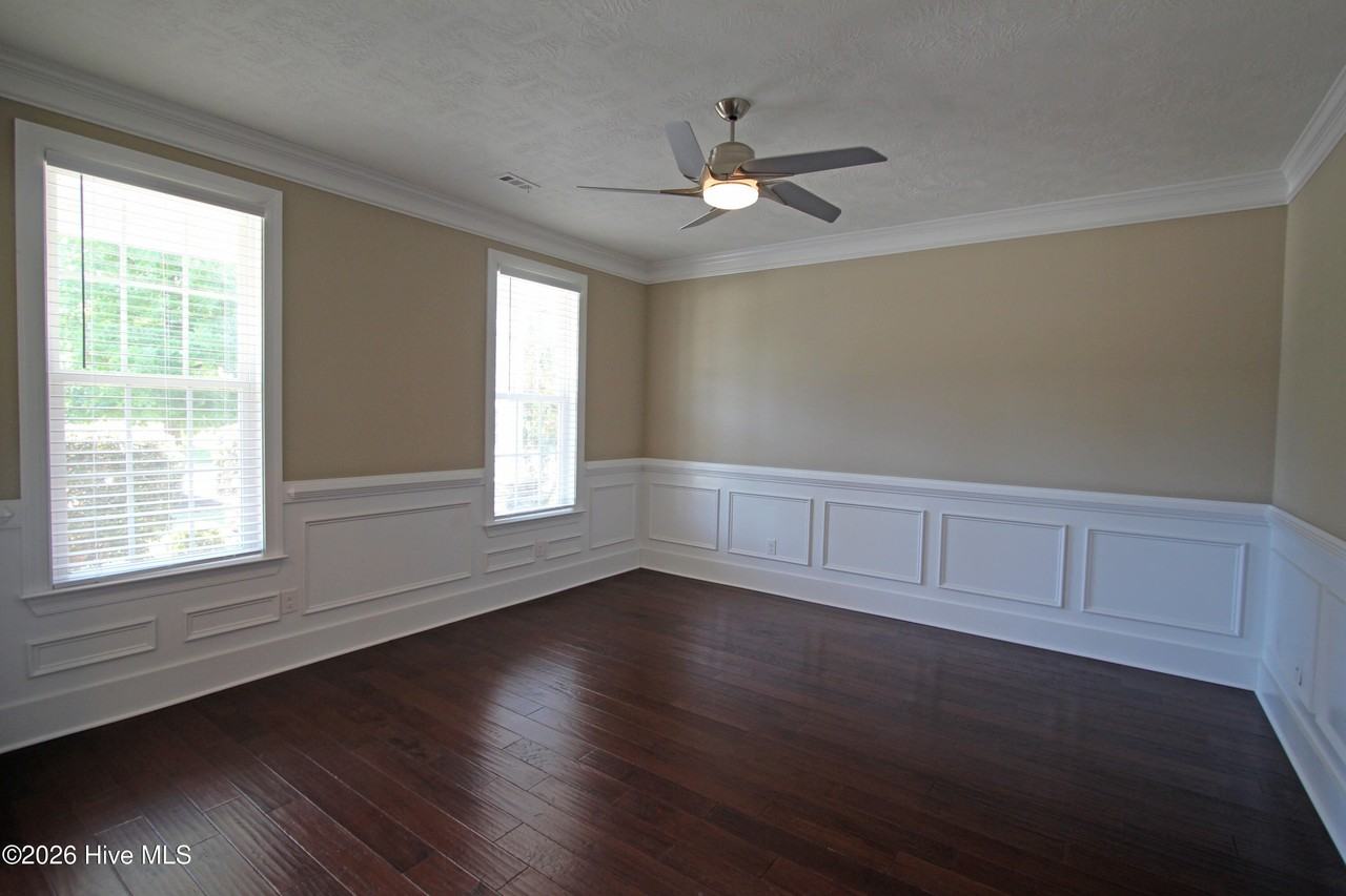 7218 Hoffman Dr - Photo 5 of 22