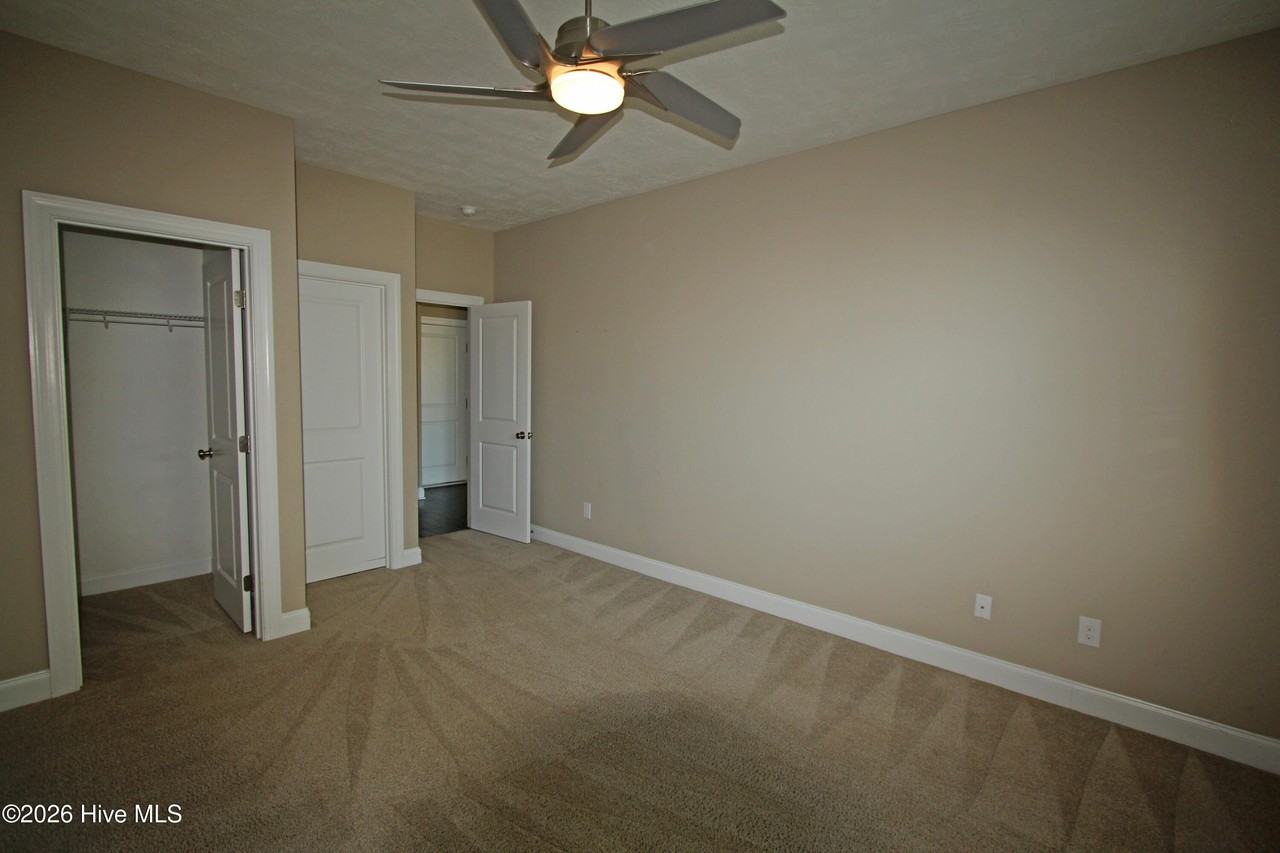 7218 Hoffman Dr - Photo 6 of 22