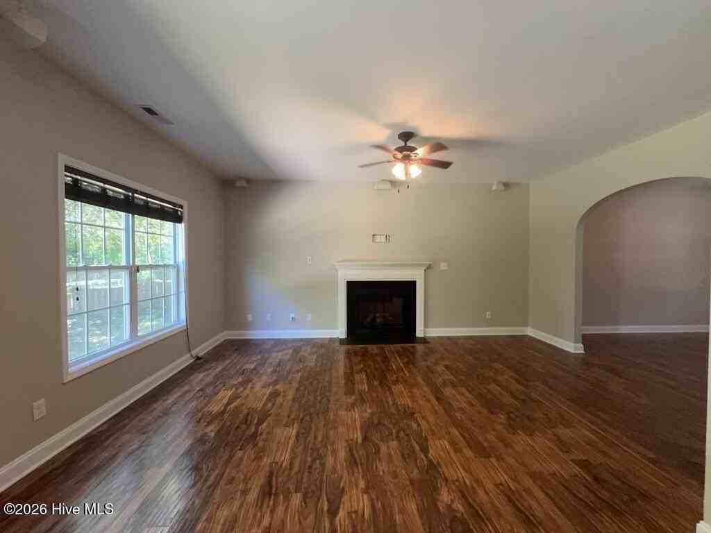 161 Marina Wynd Way - Photo 4 of 28