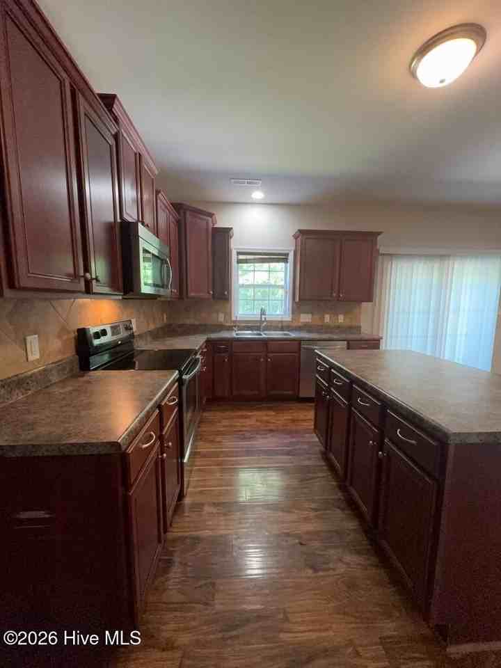 161 Marina Wynd Way - Photo 7 of 28