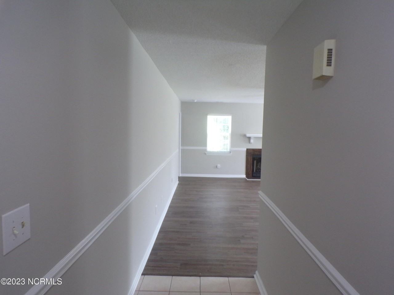 1019 Furia Dr - Photo 7 of 34