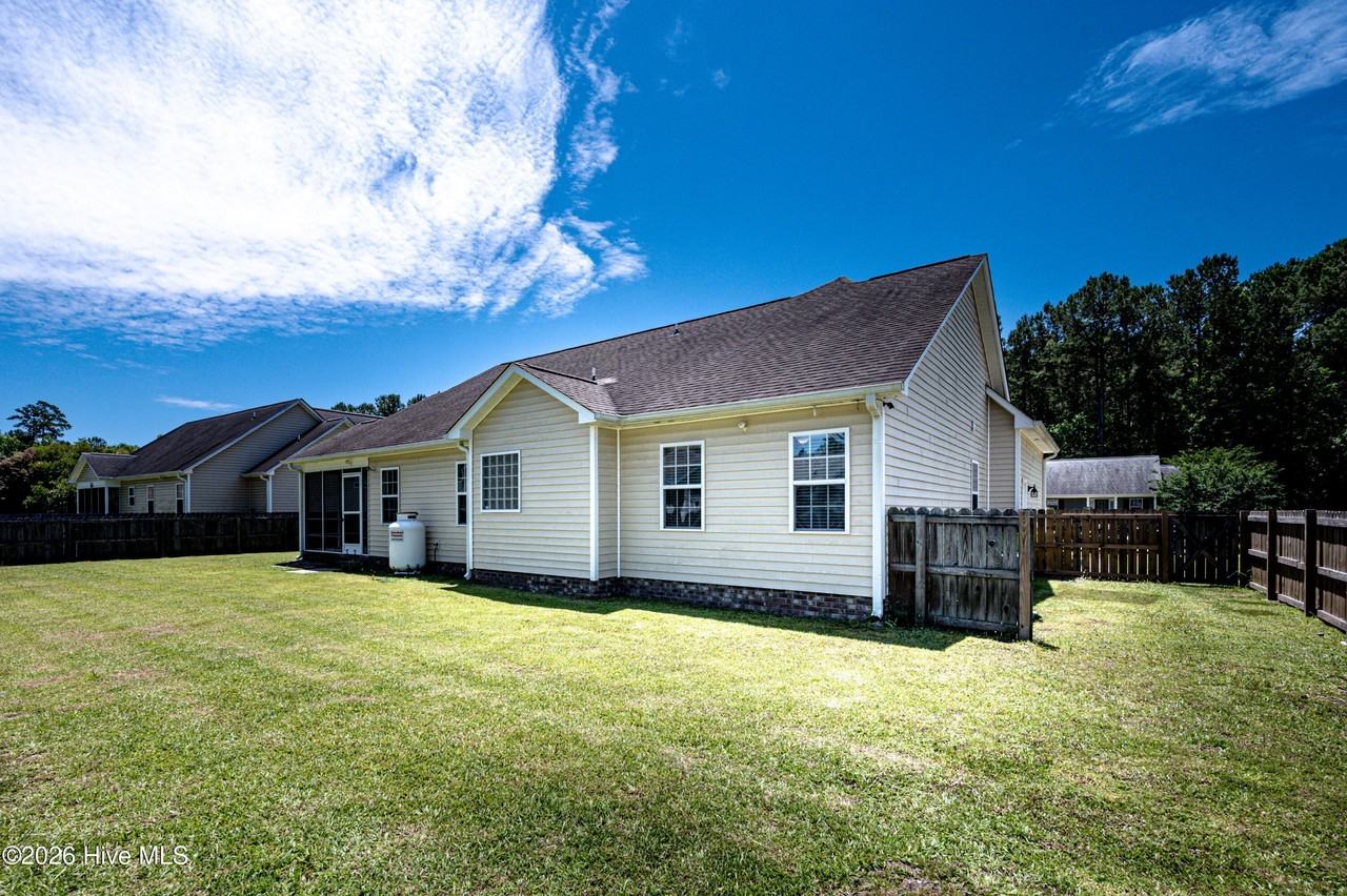 202 Croatan Woods Dr - Photo 6 of 27