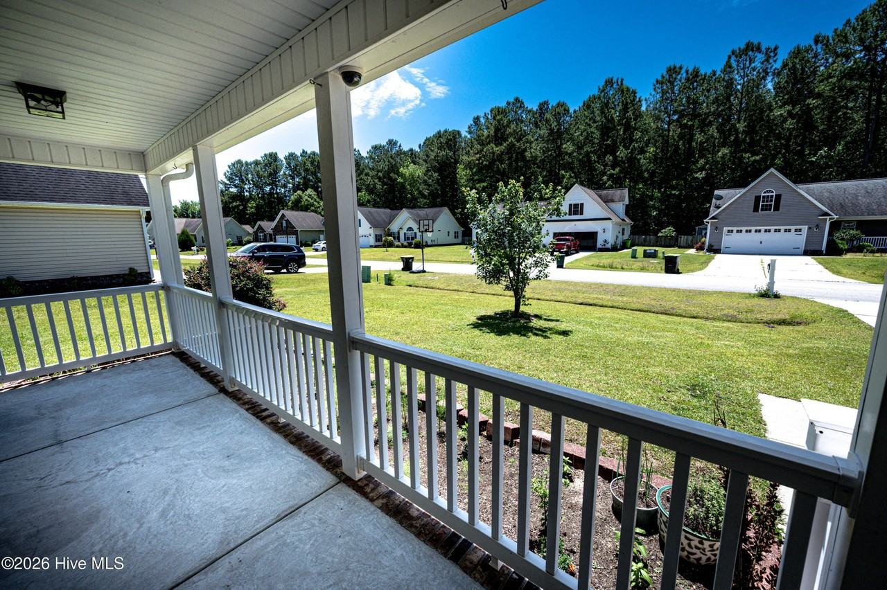 202 Croatan Woods Dr - Photo 7 of 27