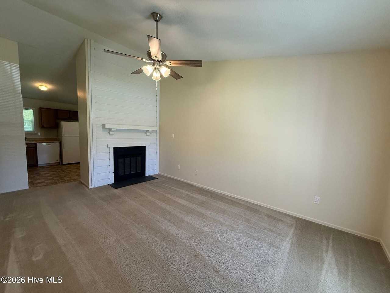 136 Village Ct - Photo 6 of 6