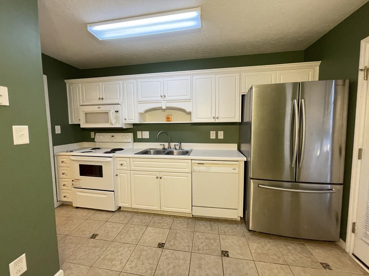 121 Brandimere Dr - Photo 4 of 11