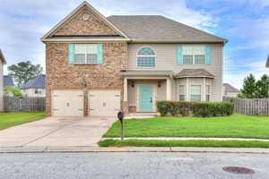 featured image of 3013 Burgess St