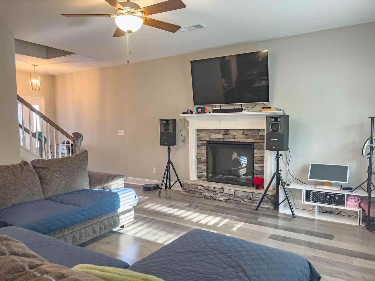 2297 Belair Spring Rd - Photo 4 of 31