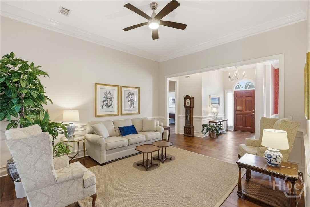 106 Palm Grove Ct - Photo 4 of 44