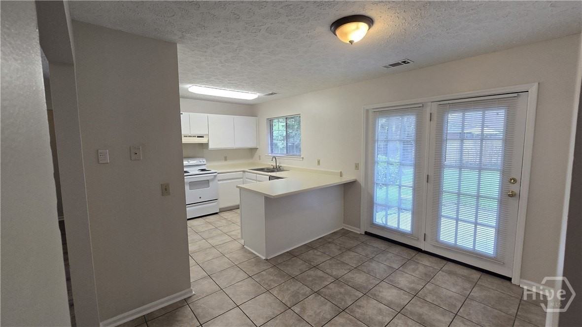 3 Gunpowder Ct - Photo 4 of 21