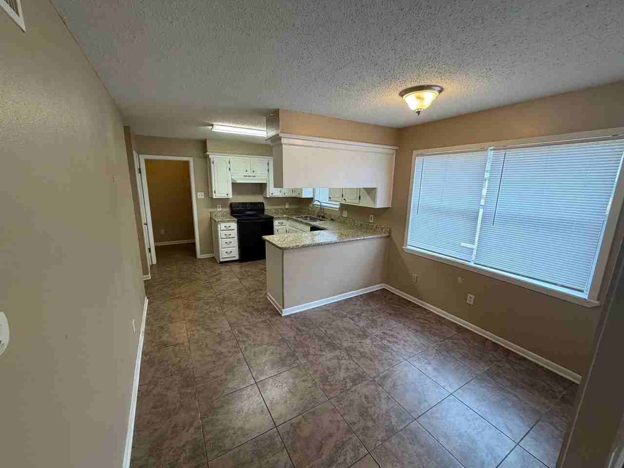 3411A Denson Dr - Photo 4 of 8