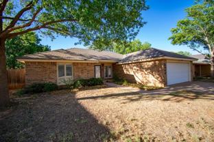 5706 87th Pl - Photo 1 of 1