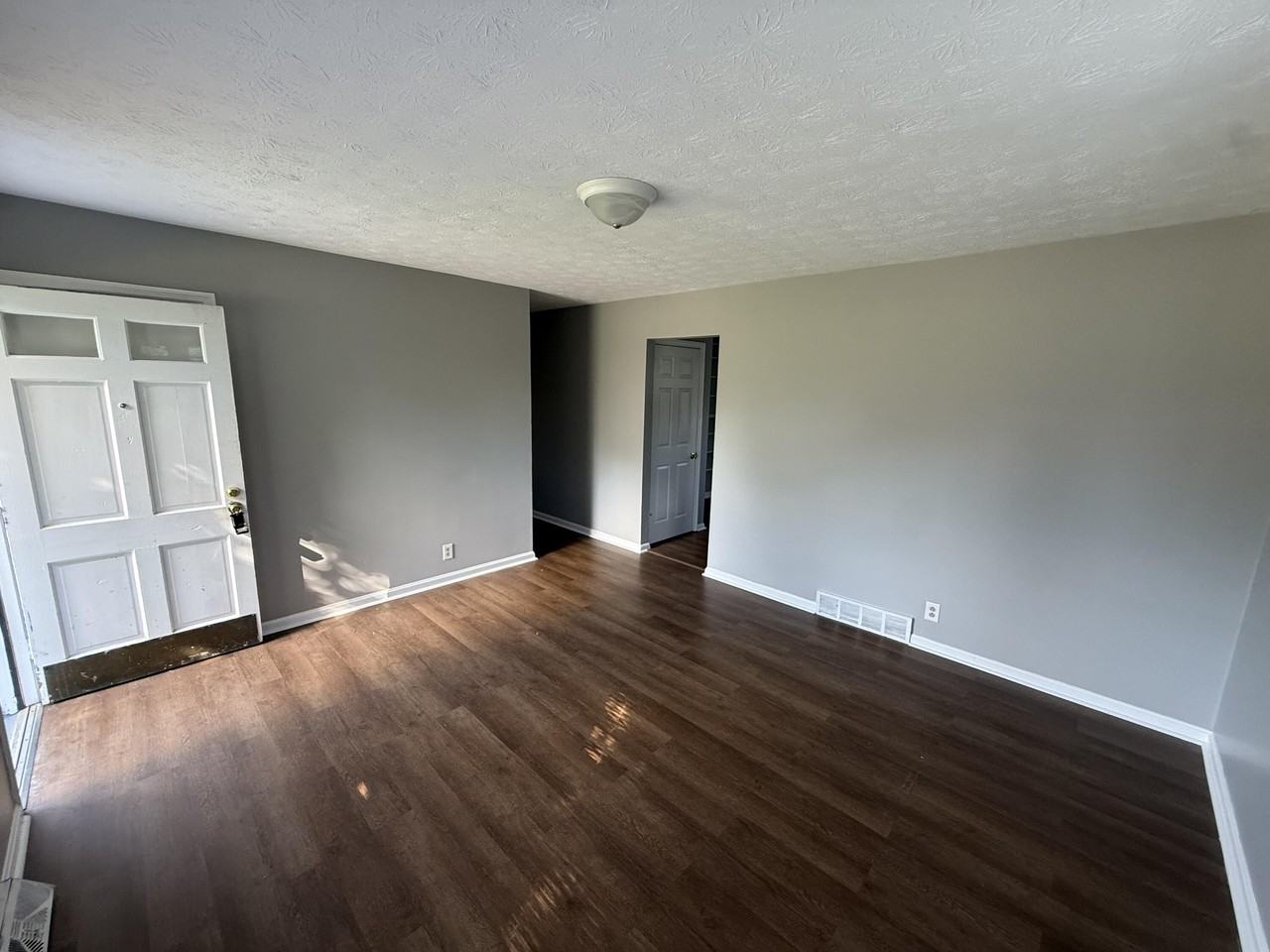 3612 River Park Dr - Photo 2 of 17