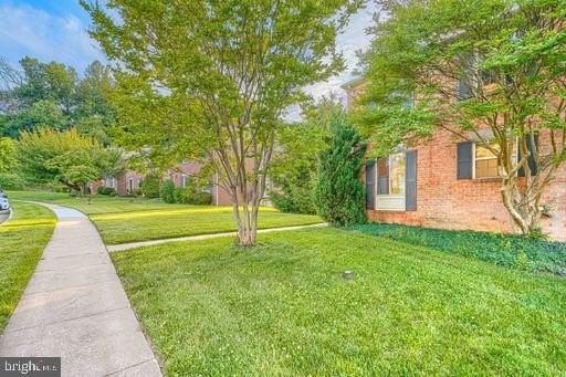 16 Castlehill Ct - Photo 2 of 34