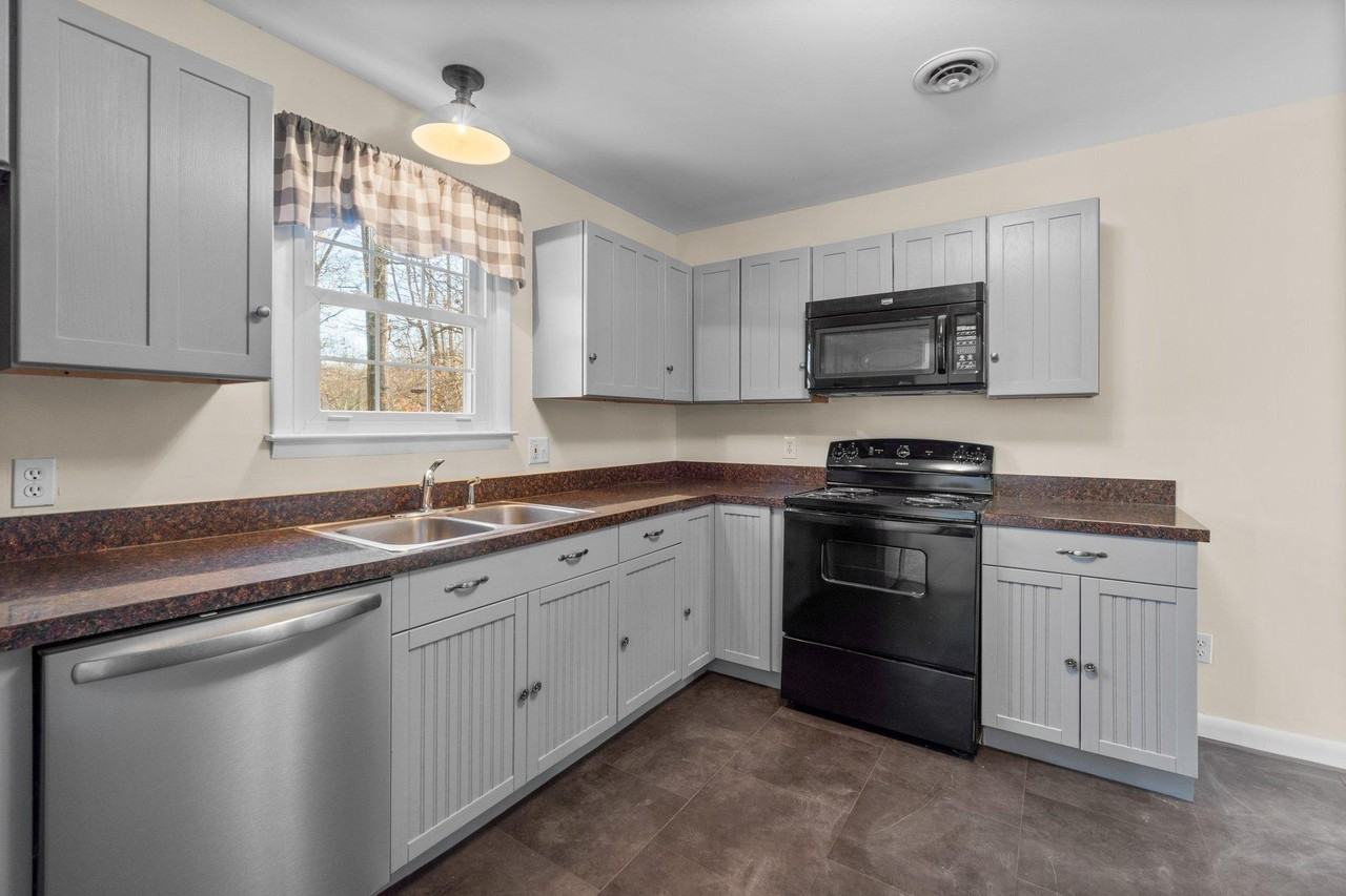 2107 Don Ave - Photo 7 of 20