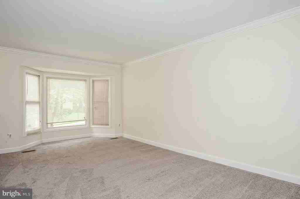 6071 Joust Ln - Photo 3 of 27