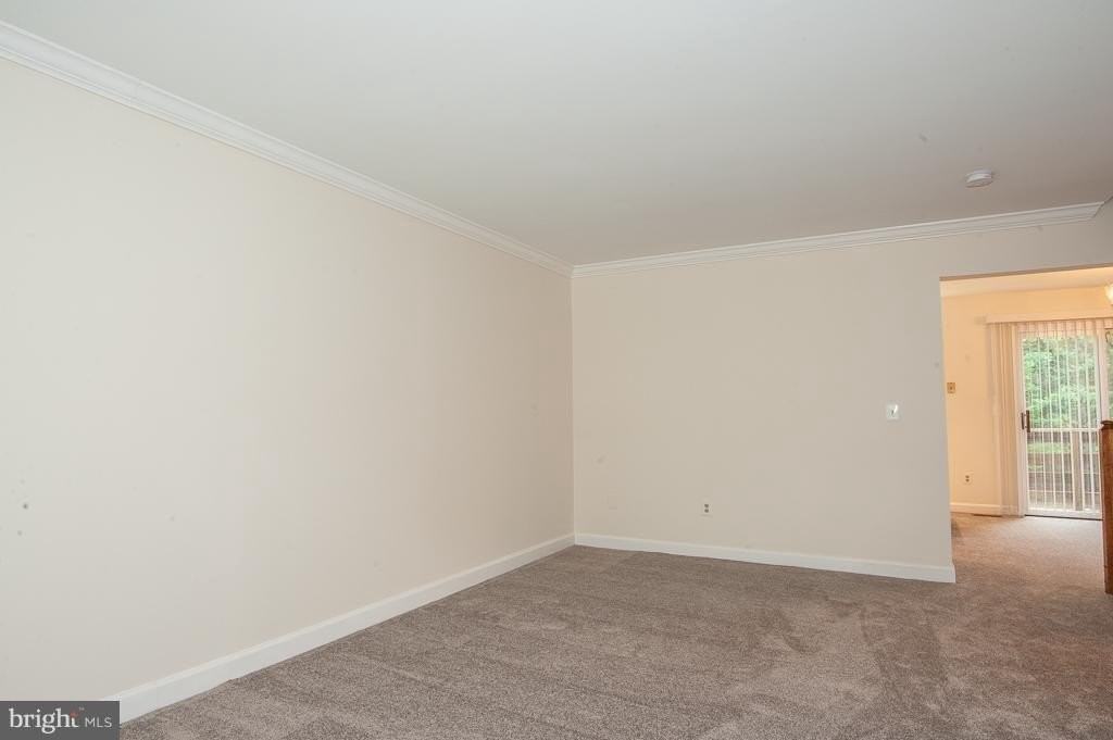 6071 Joust Ln - Photo 4 of 27
