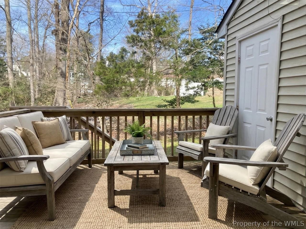 158 Albemarle Dr - Photo 4 of 7