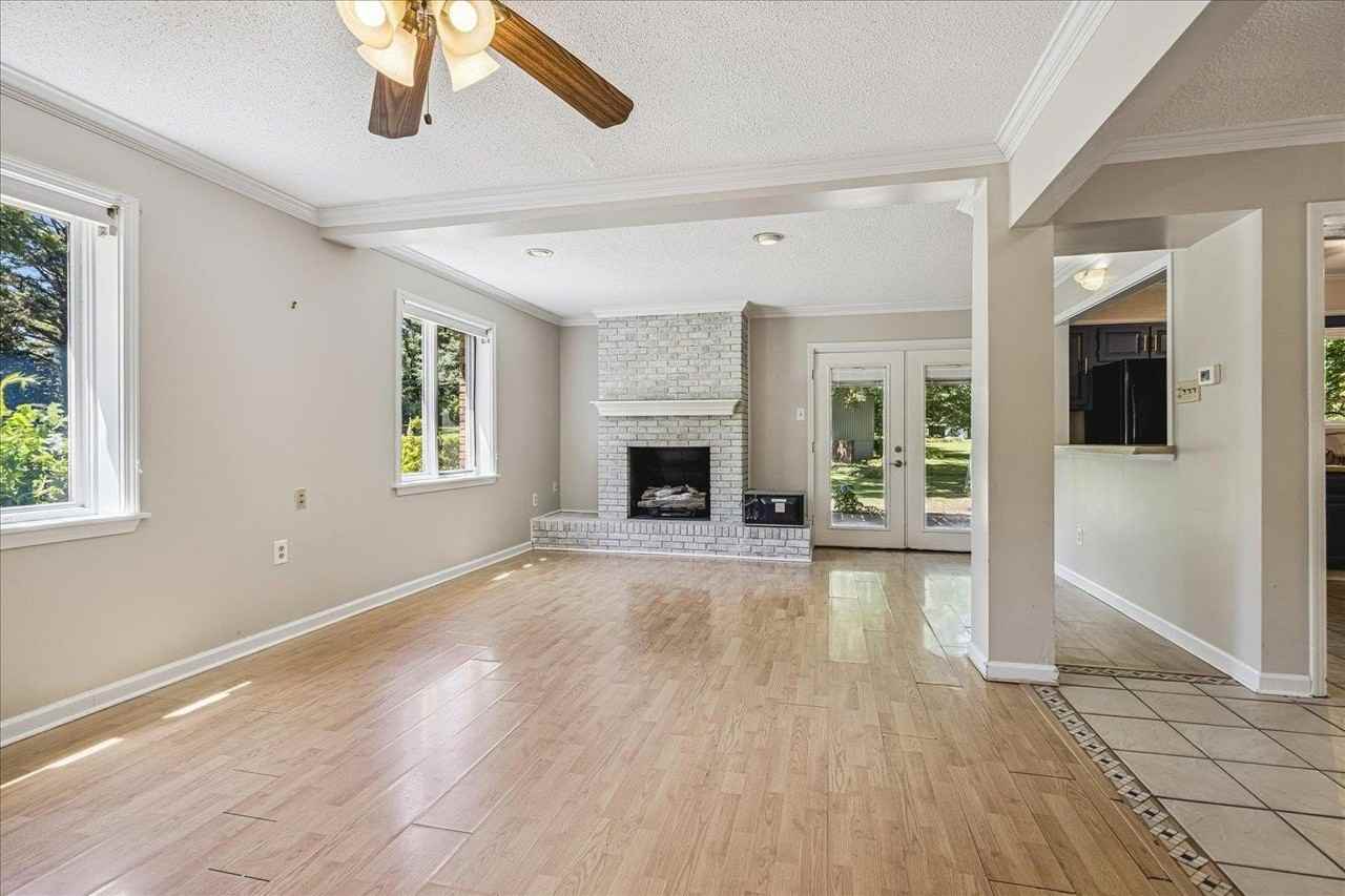 1532 Christine Cv - Photo 5 of 27