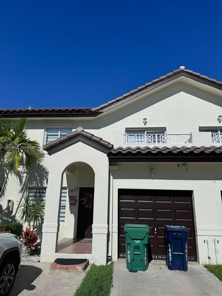 8851 Nw 110th Pl #1407 - Photo 2 of 27