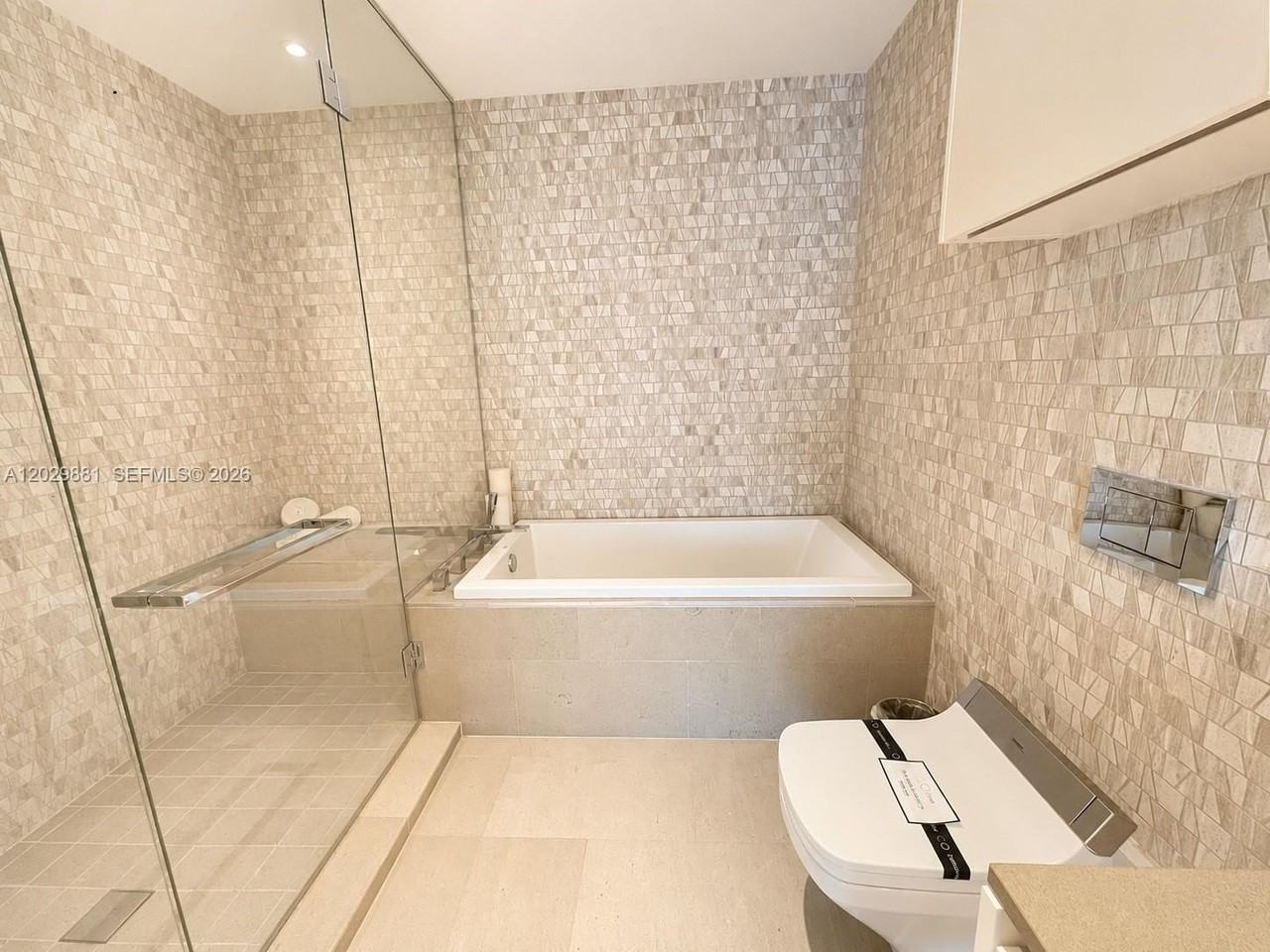 88 Sw 7th St #3506 - Photo 5 of 7