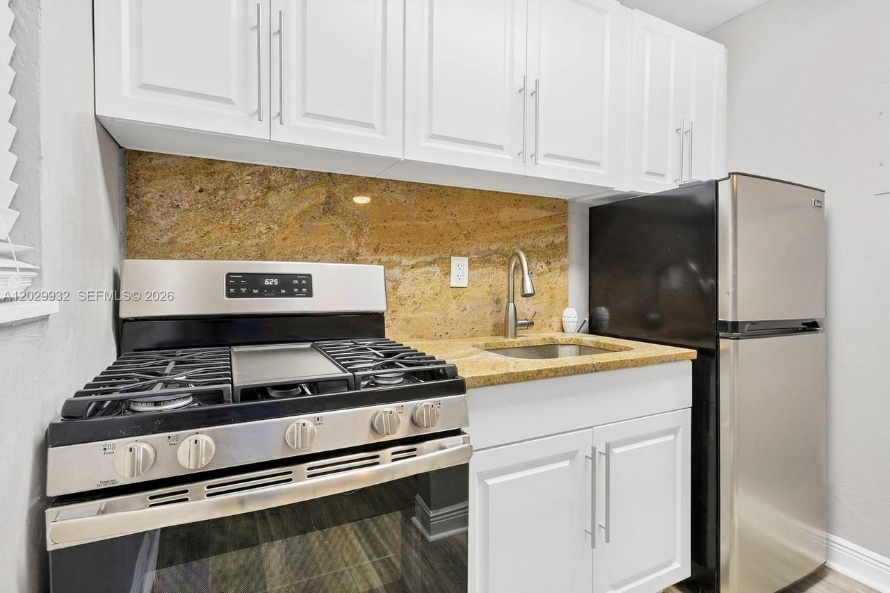 1014 Salzedo St #211 - Photo 5 of 13