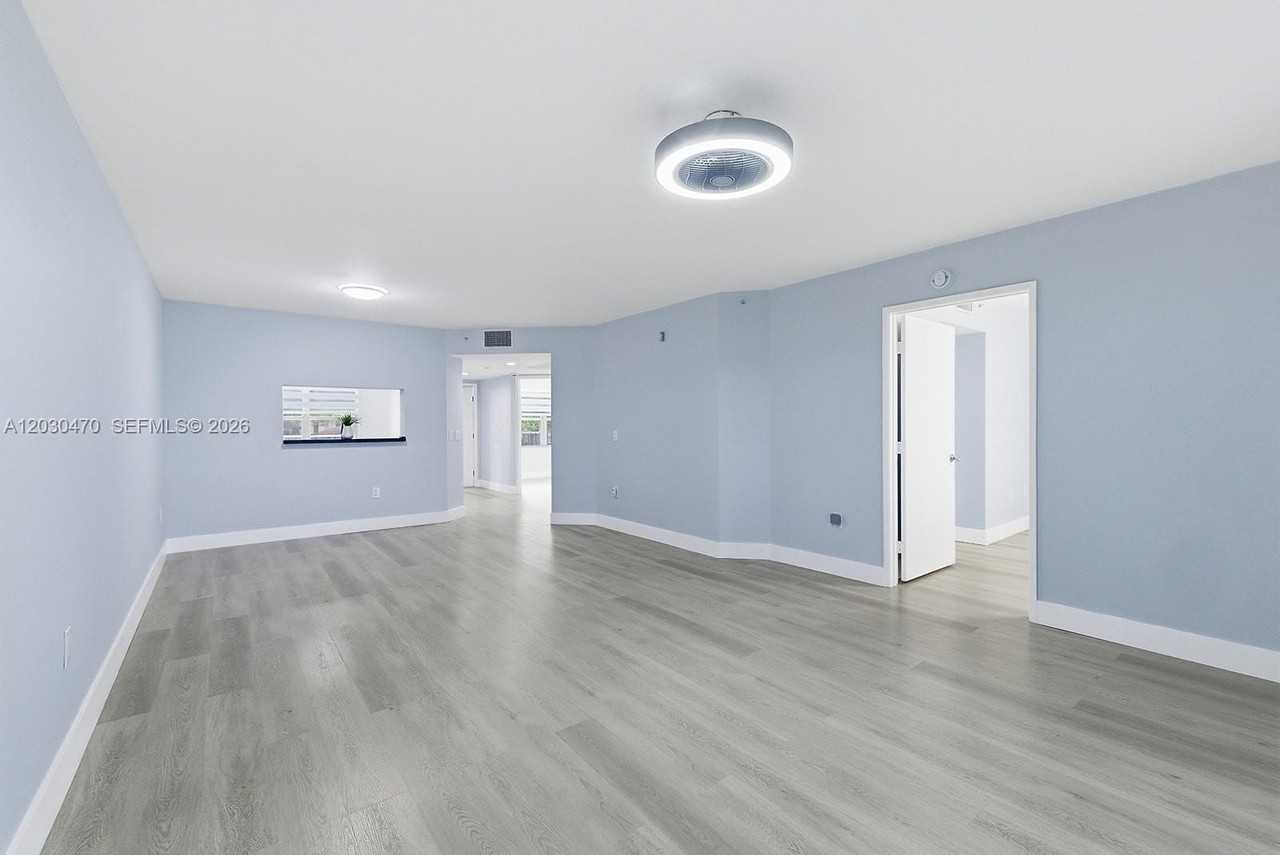 550 Sw 138th Ave #206K - Photo 7 of 43