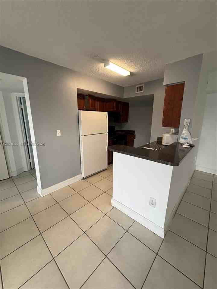 15231 Sw 80th St #602 - Photo 3 of 11
