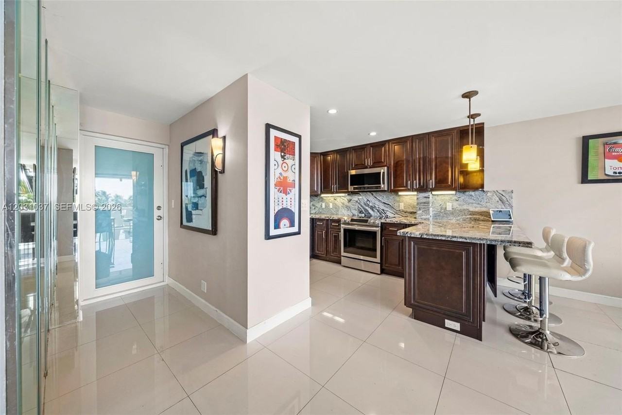 2840 N Ocean Boulevard Blvd #404 - Photo 7 of 30