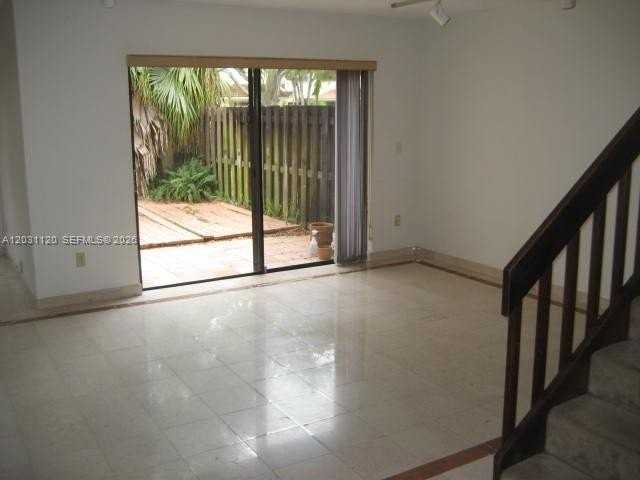 8817 Sw 113th Place Cir W - Photo 2 of 35