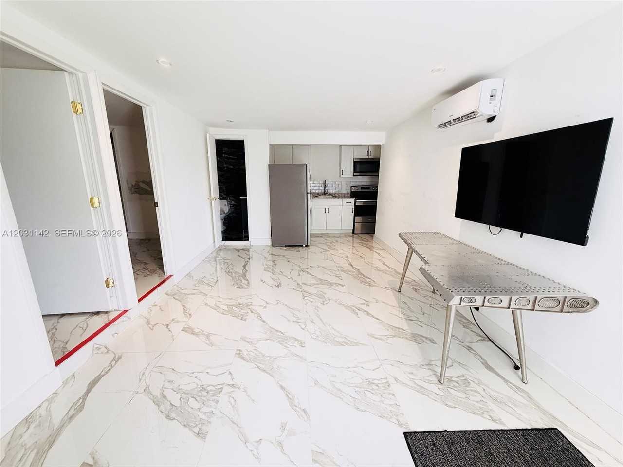 201 Calle Grande Dr #1 - Photo 2 of 20
