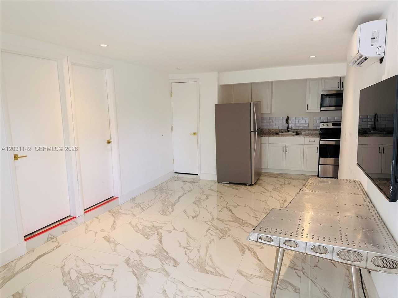 201 Calle Grande Dr #1 - Photo 3 of 20