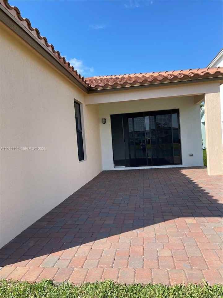 16475 Sea Turtle Pl - Photo 2 of 10