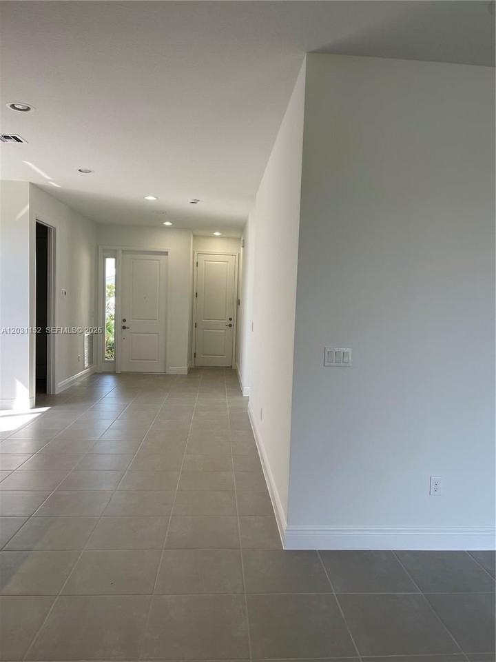 16475 Sea Turtle Pl - Photo 6 of 10