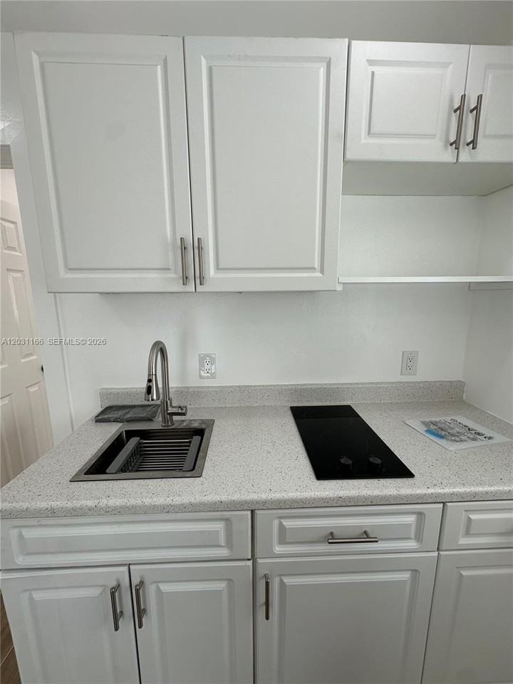 14510 Sw 105th Ave #1 - Photo 3 of 10
