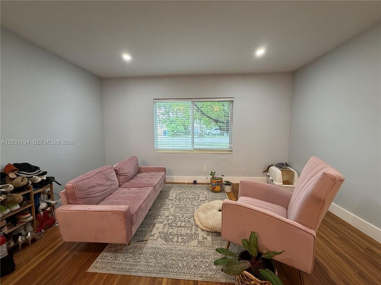 1155 Ne 111th St #E - Photo 6 of 16