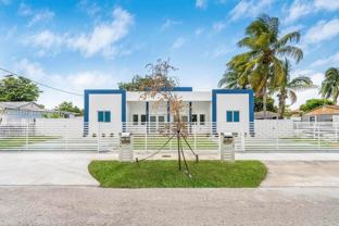 2419 Nw 97th St #B - Photo 1 of 1