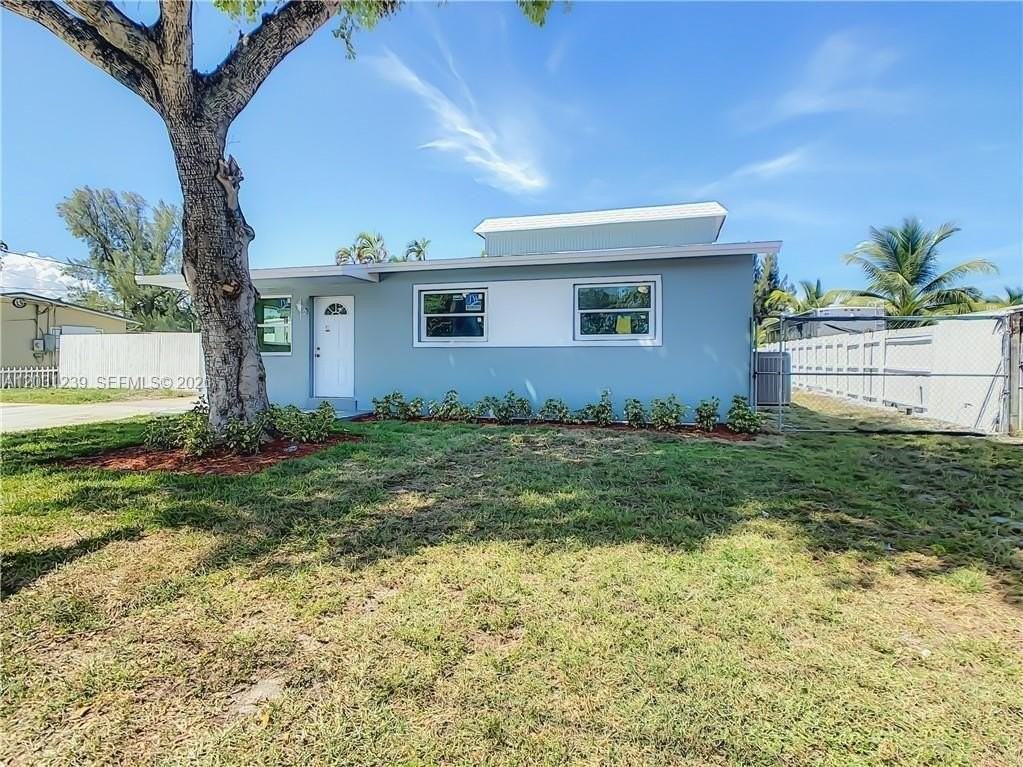 3921 Sw 31st Dr #3921 - Photo 3 of 21