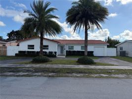 featured image of 9020 Sw 56th Ter