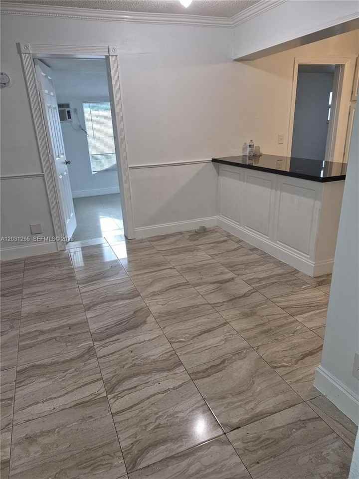3035 Nw 68th St #12D - Photo 4 of 14