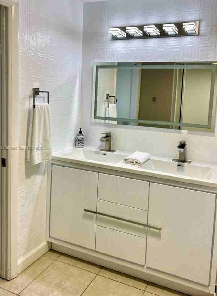 2182 Montpeliar - Photo 6 of 12