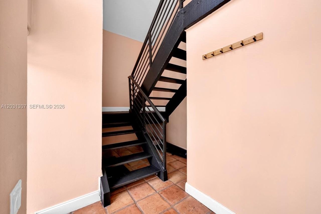 6323 Sw 116th Pl #C - Photo 2 of 31