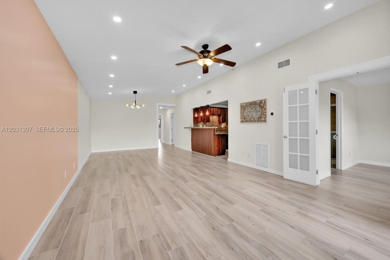 6323 Sw 116th Pl #C - Photo 7 of 31