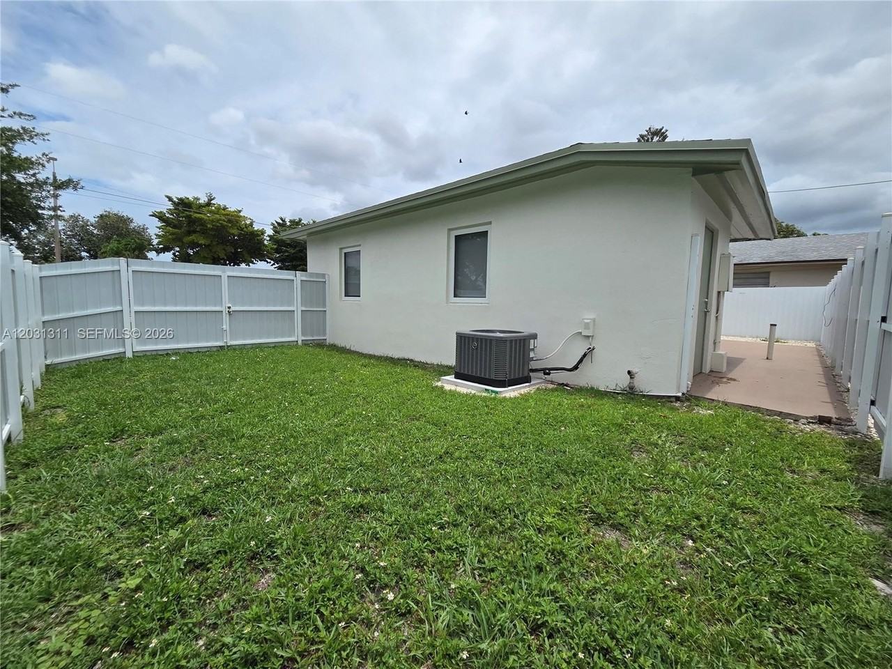 240 Nw 51st Ave #0 - Photo 3 of 21