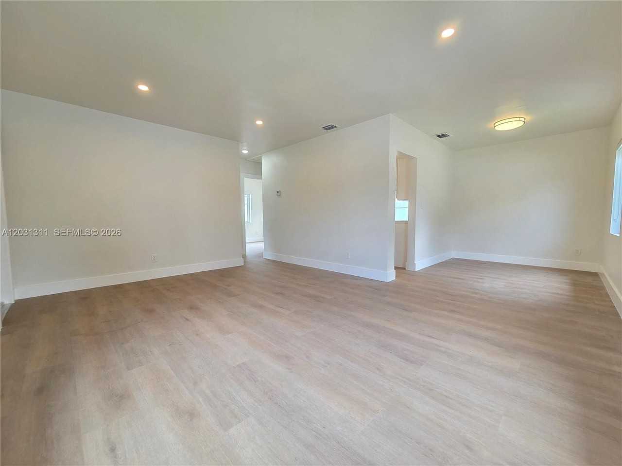 240 Nw 51st Ave #0 - Photo 6 of 21