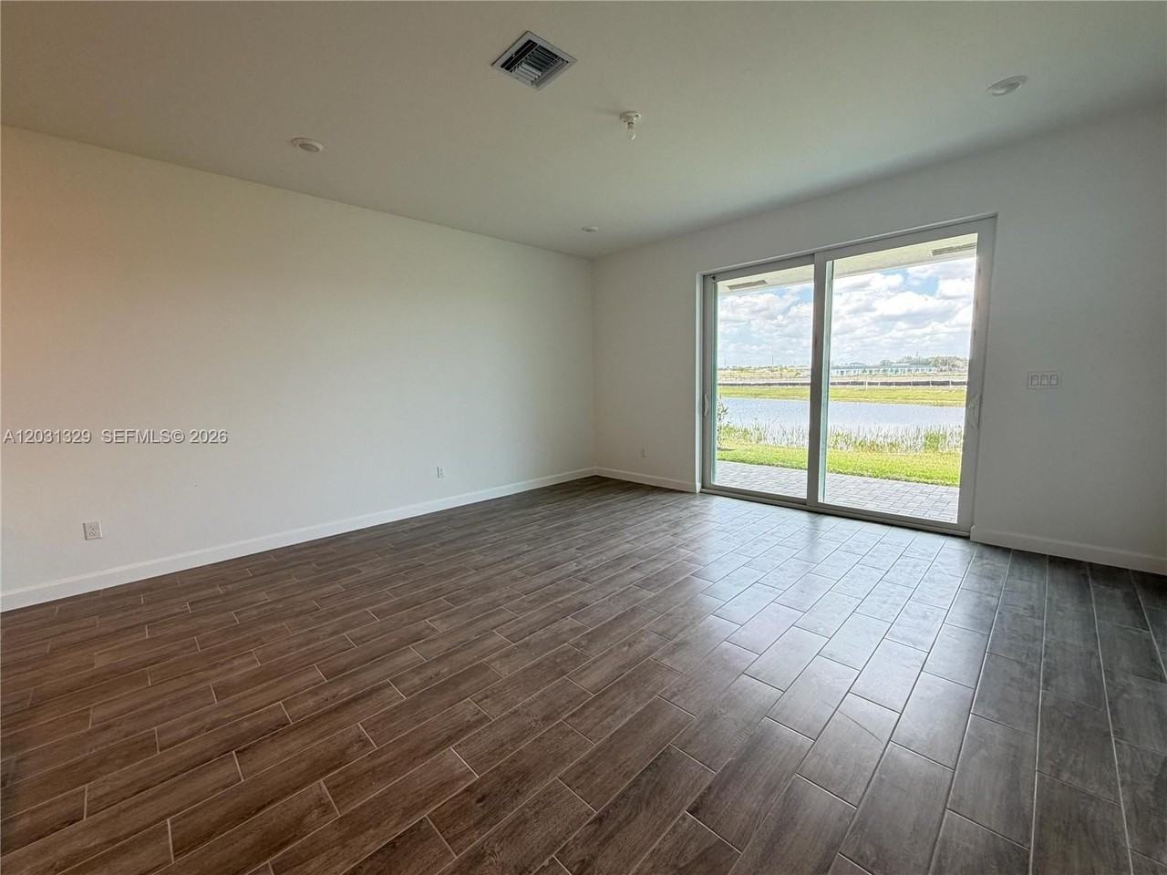 3700 Harborside Ave #3747 - Photo 4 of 35