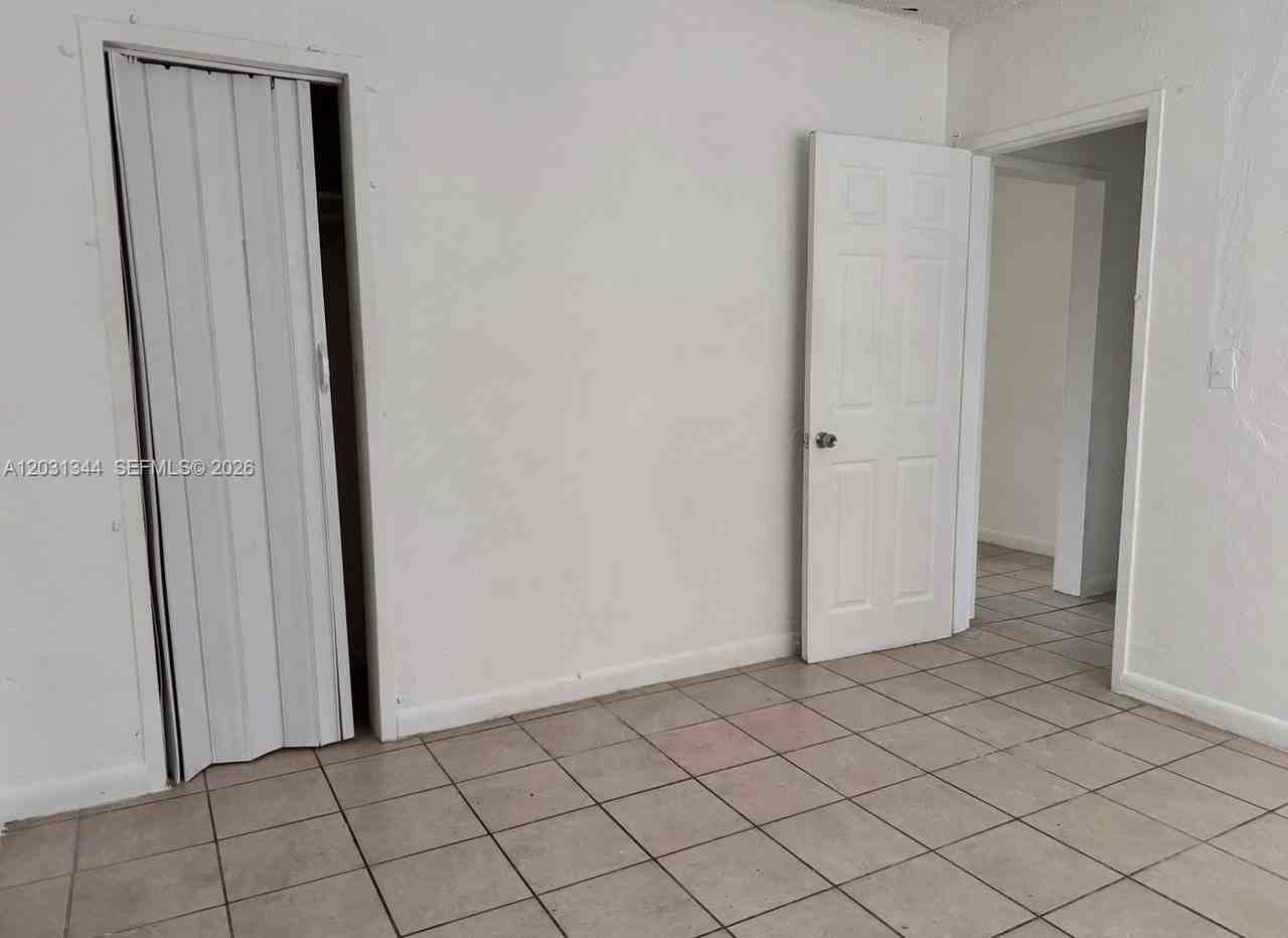 1601 Nw 62nd St #26 - Photo 4 of 7