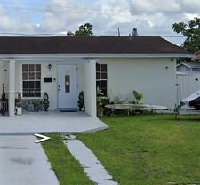 11352 Sw 3rd St #B - Photo 1 of 1