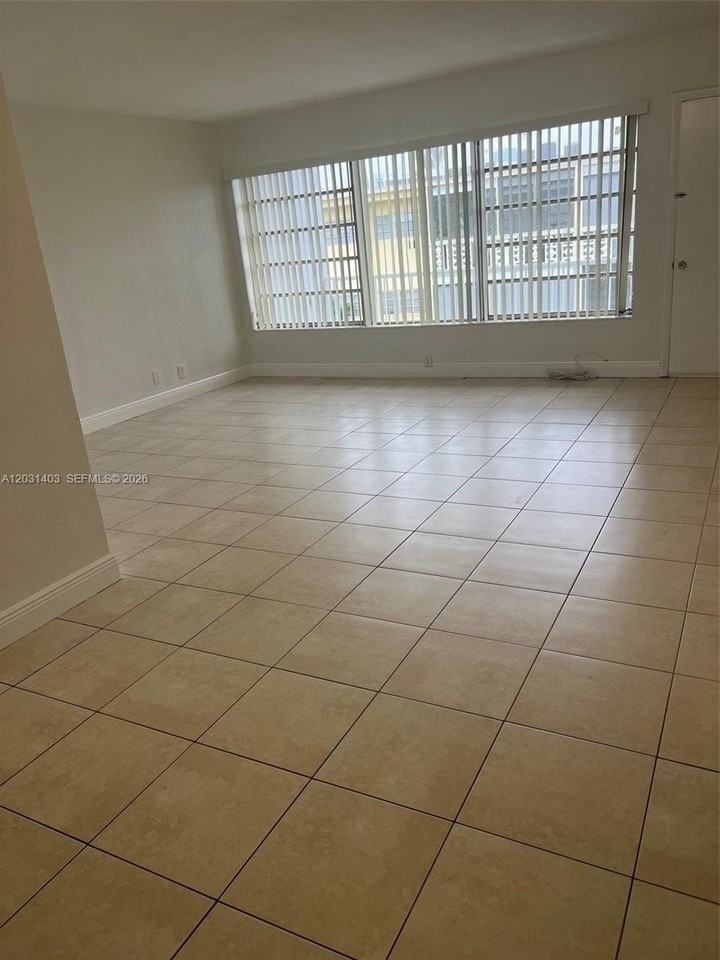 16801 Ne 14th Ave #310